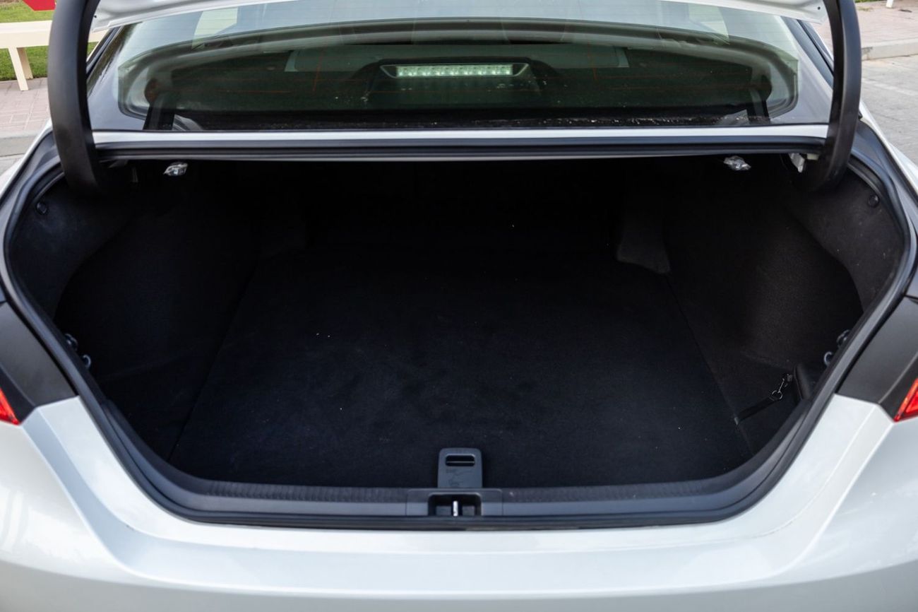 Toyota Camry Sport