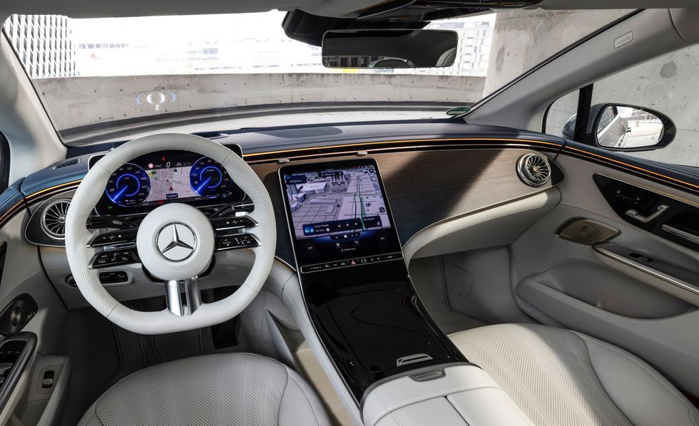 Mercedes-Benz EQE 500 interior - Cockpit