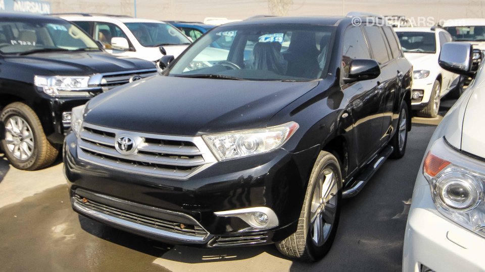 Toyota Kluger Right Hand Drive for sale: AED 30,500. Black, 2010