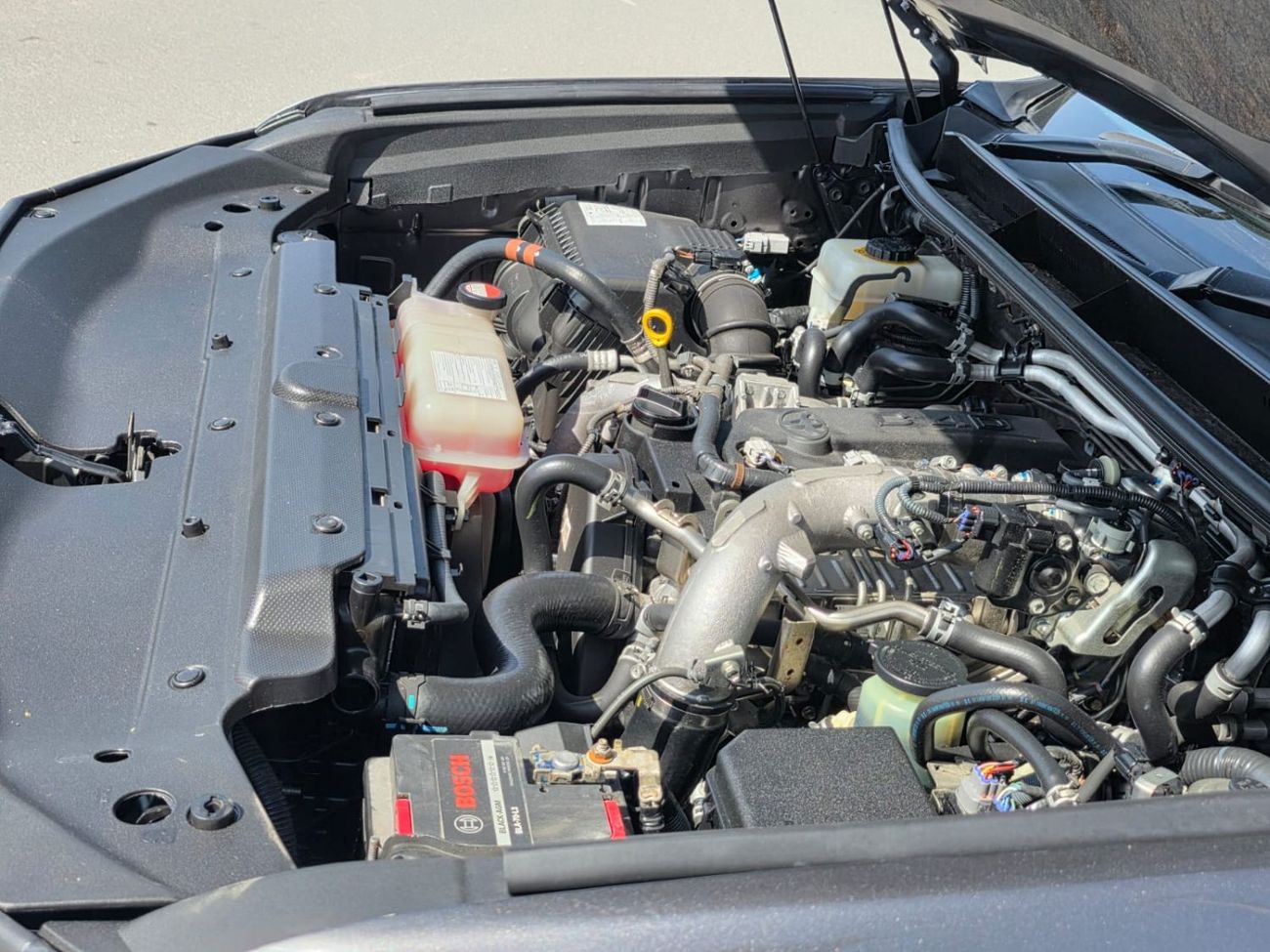 Toyota Prado RIGHT HAND DRIVE ONLY FOR EXPORT 2.8L 7 SEAT LEATHER ELECTRIC SEAT