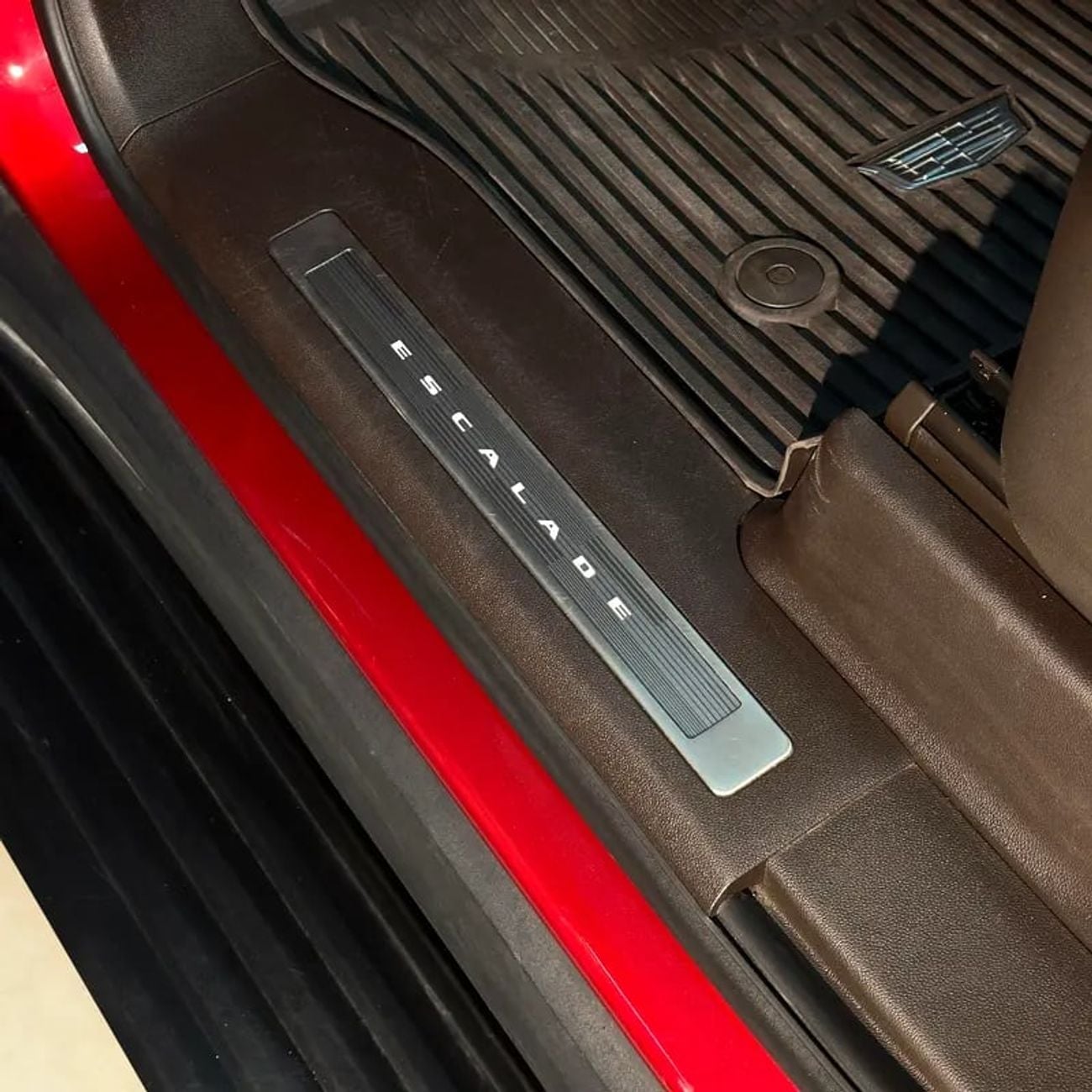 كاديلاك إسكالاد Sport 6.2L 4WD Diesel Sport