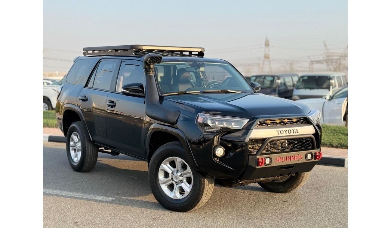 تويوتا Runner4 TOYOTA 4Runner SR5 premium Full Option