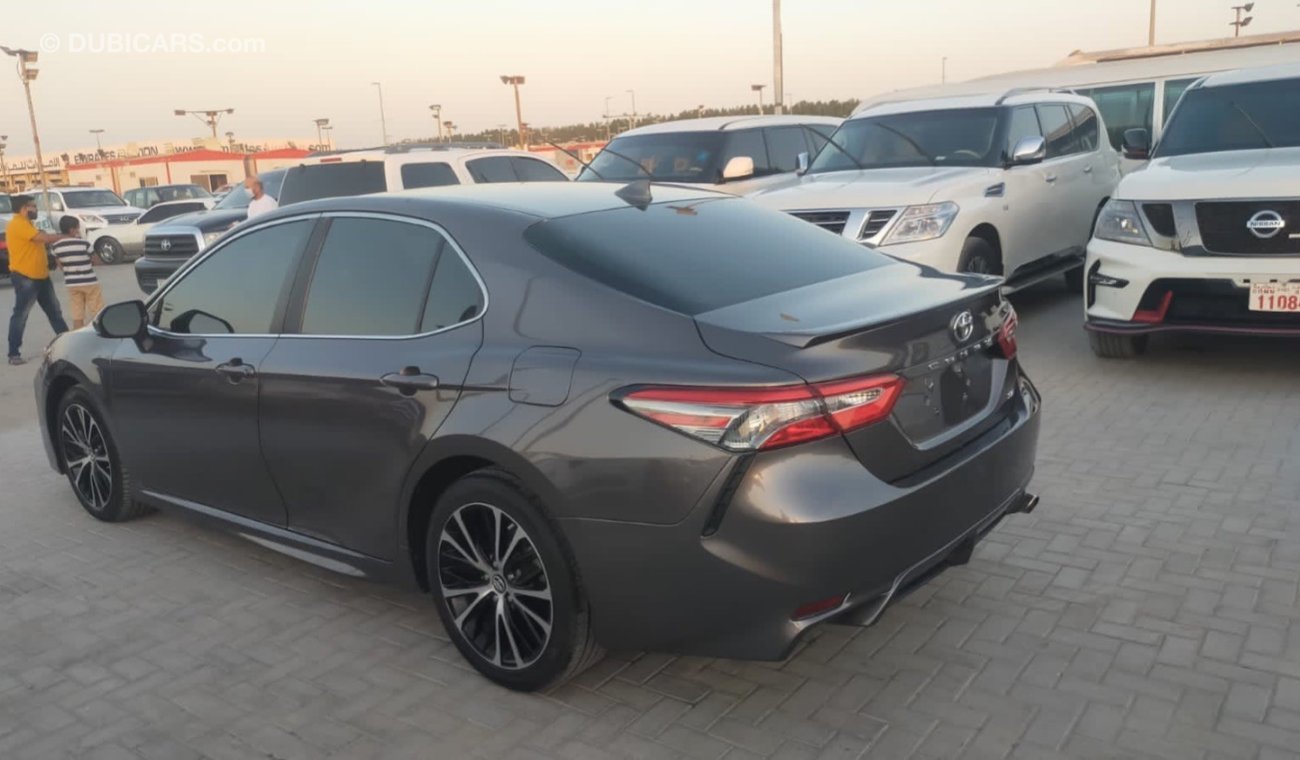 Toyota Camry تويوتا كامري2019 وارد بحالة ممتازة SE