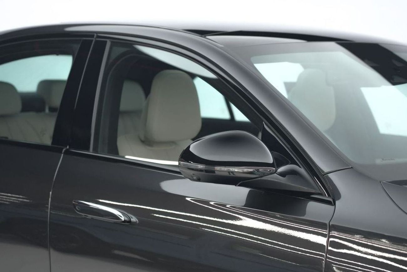 مرسيدس بنز E300 Mercedes-Benz E 300 | 2025 GCC 0km | Agency Warranty | AMG Package | DIGITAL LIGHT