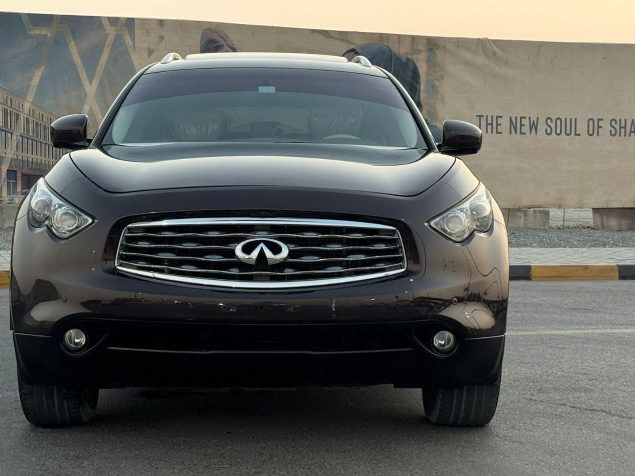 Infiniti FX35 Full option with sunroof