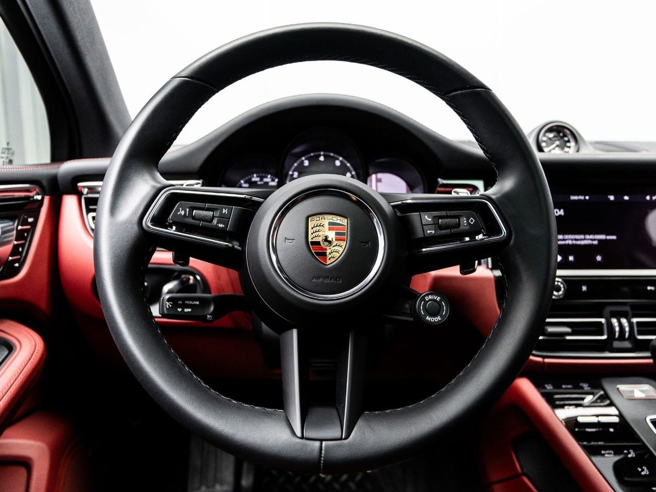 بورش ماكان 2026 Porsche Macan S, 2.9 V6, 4WD, 375bhp, 7 Speed Dual-Clutch Automatic