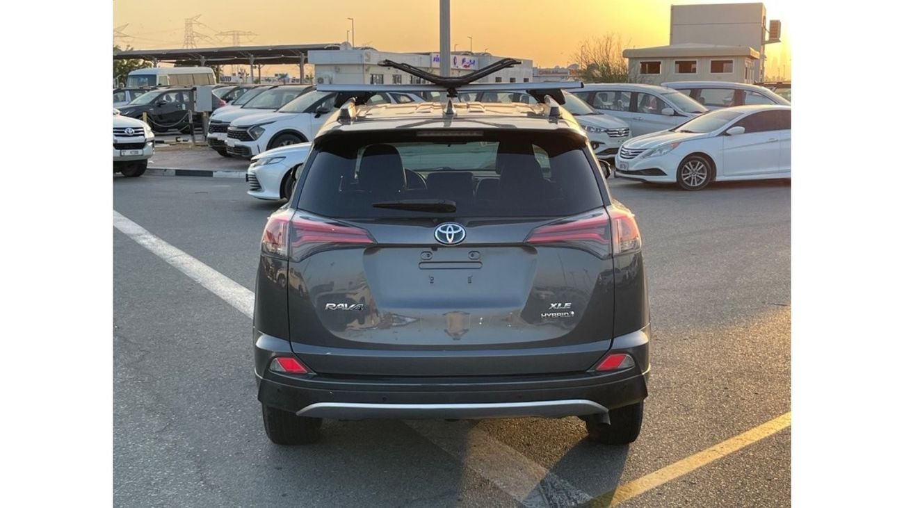 Toyota RAV4 VXR HEV 2018 TOYOTA RAV4 XLE HYBRID FULL OPTIONS IMPORTED FROM USA