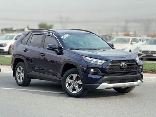 تويوتا راف ٤ XLE 2.5L  4X4 Sunroof, push start full option