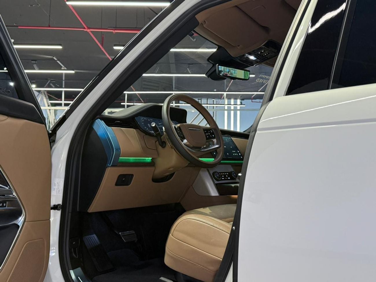 لاند روفر رينج روفر AUTOBIOGRAPHY LWB P530 AUTOBIOGRAPHY LWB P530