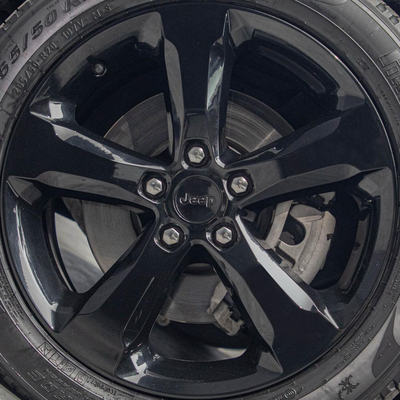 جيب جراند شيروكي L Altitude 3.6L