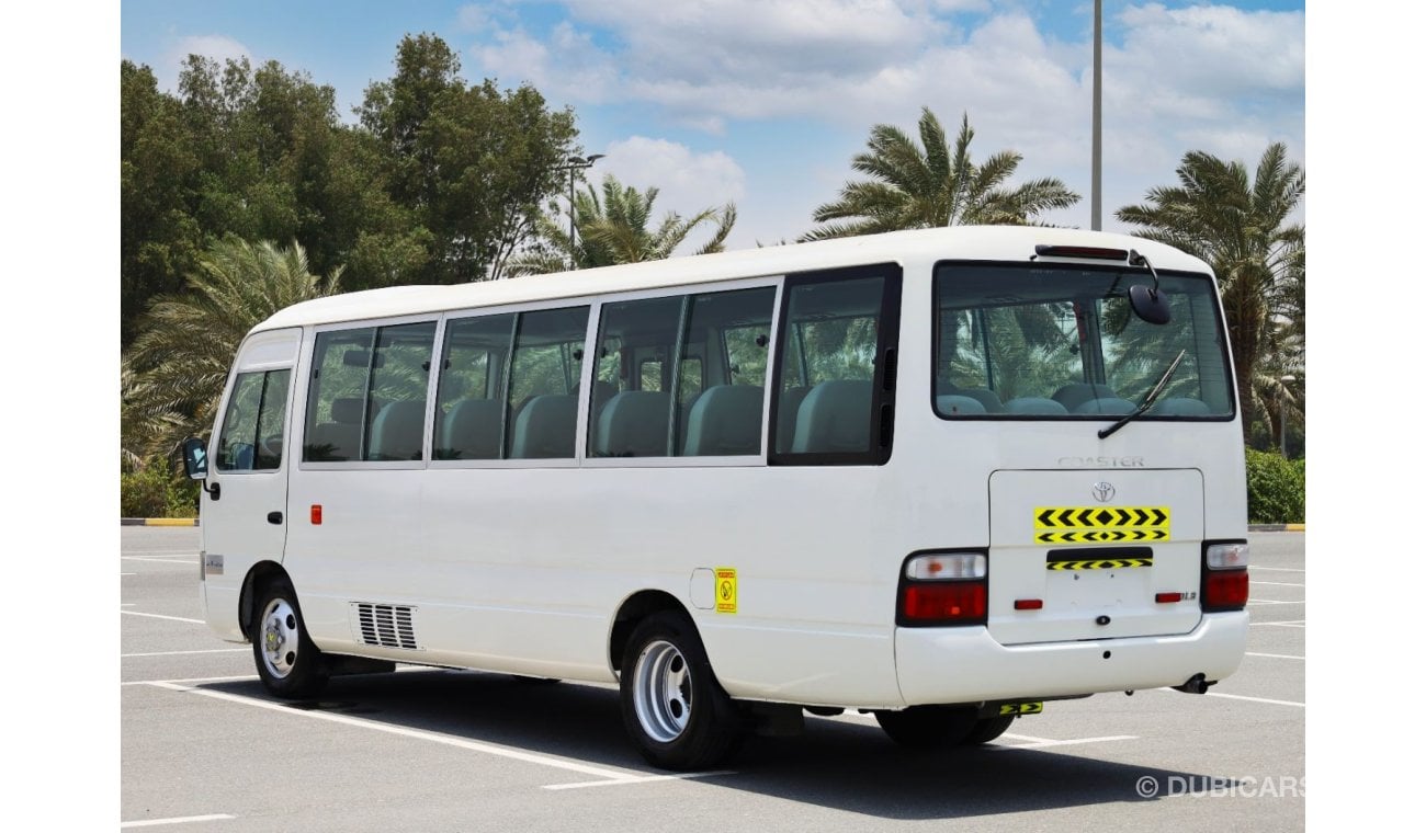 Toyota Coaster 2015 | TOYOTA COASTER DLS | DIESEL, 30 SEATER, MANUAL TRANSMISSION | WITH GCC SPECS AND EXCELLENT CO