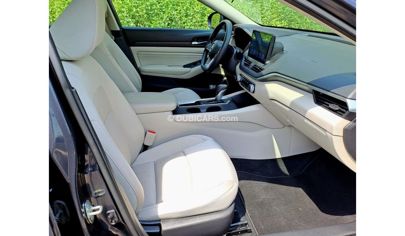 نيسان ألتيما SV