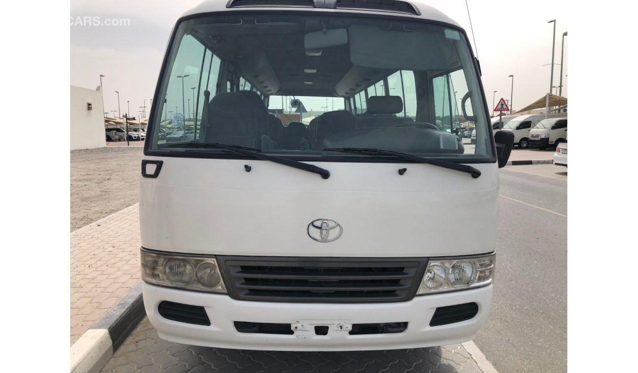 Toyota Coaster Toyota coaster 30 seater bus Diesel, Model:2015. Excellent condition