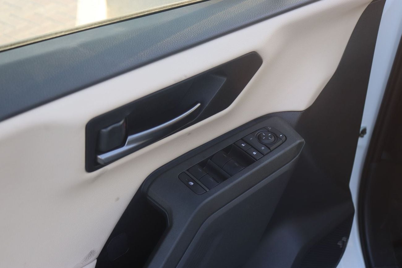 تويوتا راف ٤ 2.0 XLE , SUNROOF , ALLOY WHEELS , PUSH START, MODEL 2026