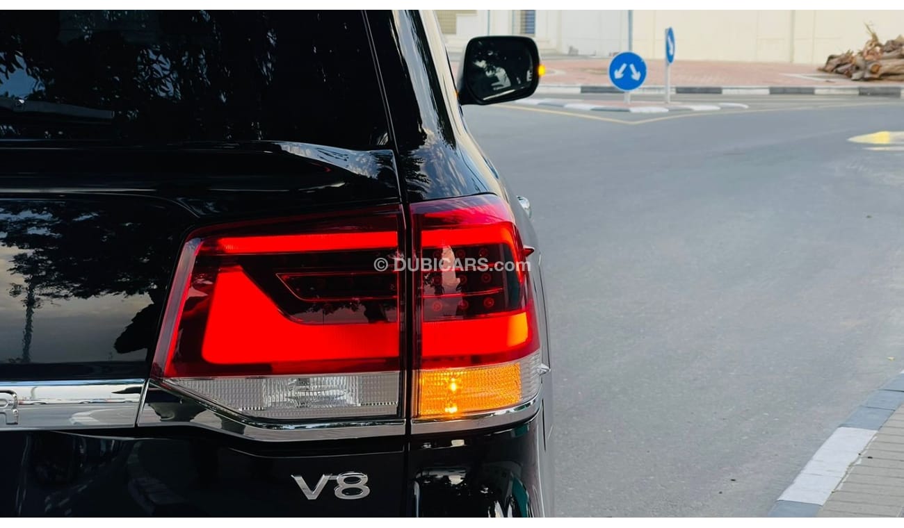 Toyota Land Cruiser | AXG | FULL OPTIONED | 4WD | SUNROOF |