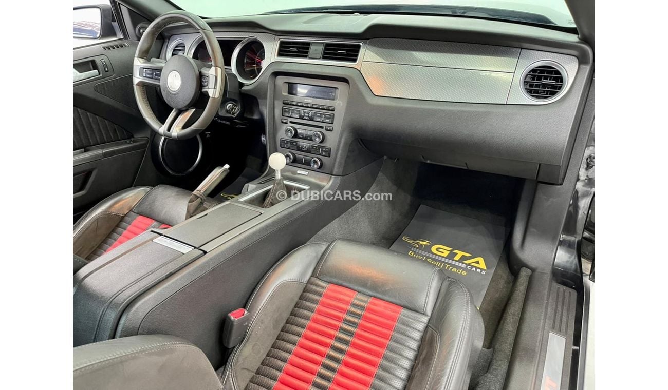 Ford Mustang 2011 Ford Mustang Shelby GT500, Warranty, Service History, Low KMs