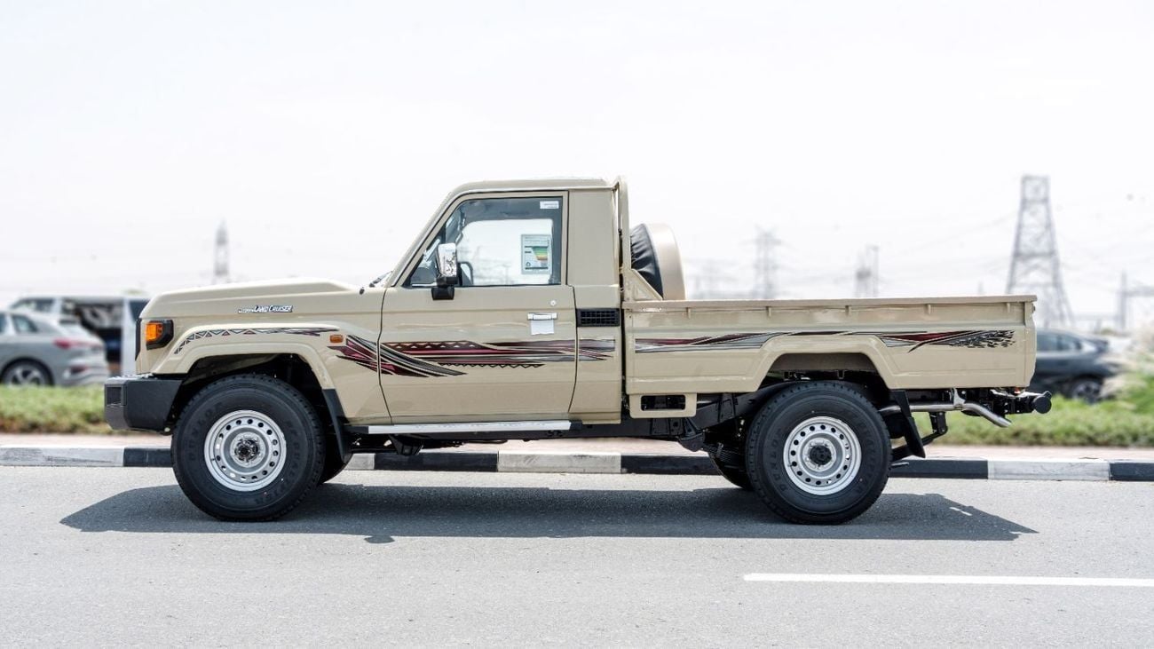 تويوتا لاند كروزر بيك آب 2026 Toyota Land Cruiser LC79 2.8L AT Diesel (Beige-Brown) Basic