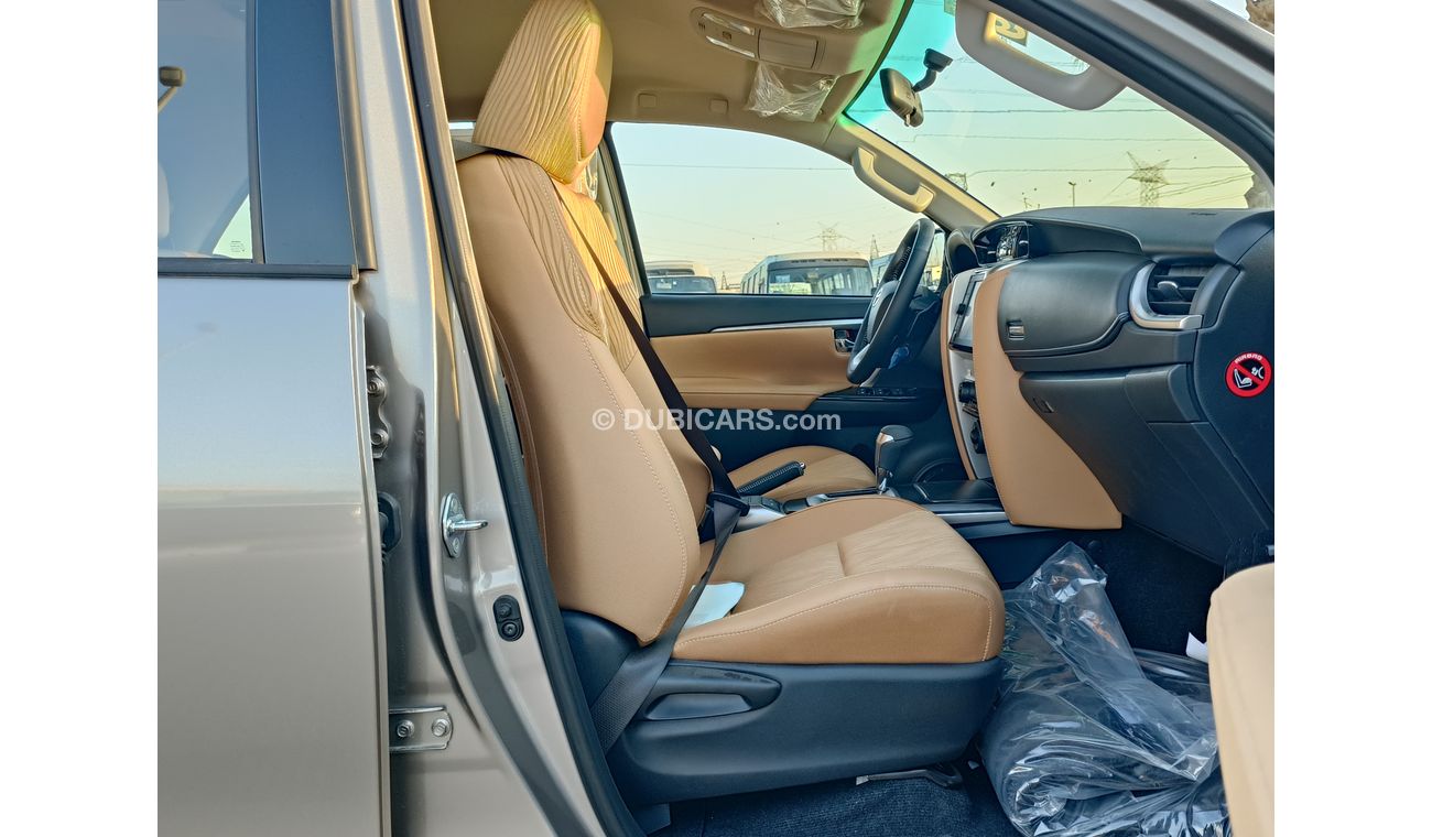 Toyota Fortuner 2.4L V4 DIESEL, DVD / REAR A/C / 4x4 REAR STOCK (CODE # 87856))