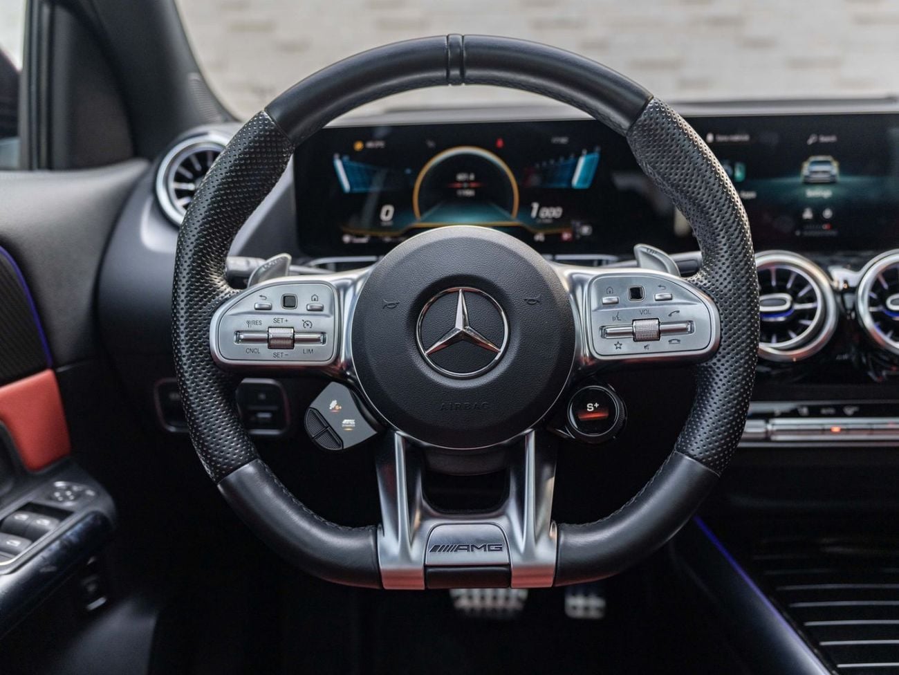 Mercedes Benz GLA 35 AMG 4MATIC