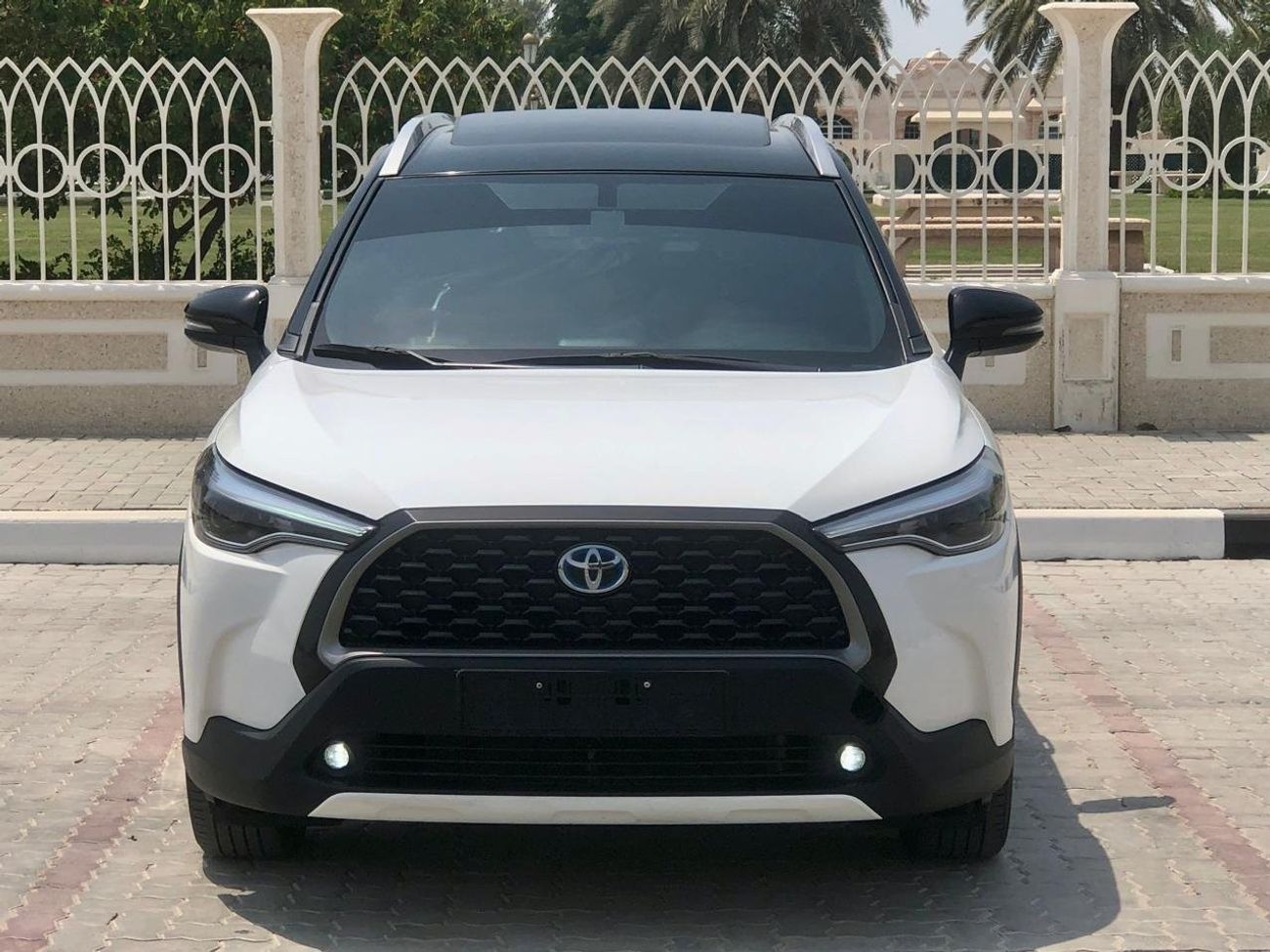 Toyota Corolla Cross 1.8L 2022 GCC (Hybrid) Full option