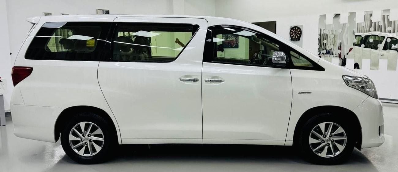 تويوتا ألفارد GCC .. FSH .. Original paint .. V6 .. Top Range .. VIP .