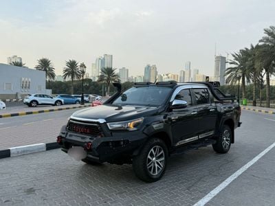 Toyota Hilux Toyota Hilux 2019Model Modified Adventure 2.8 Diesel engine 4x4 colour Black push start Transmission