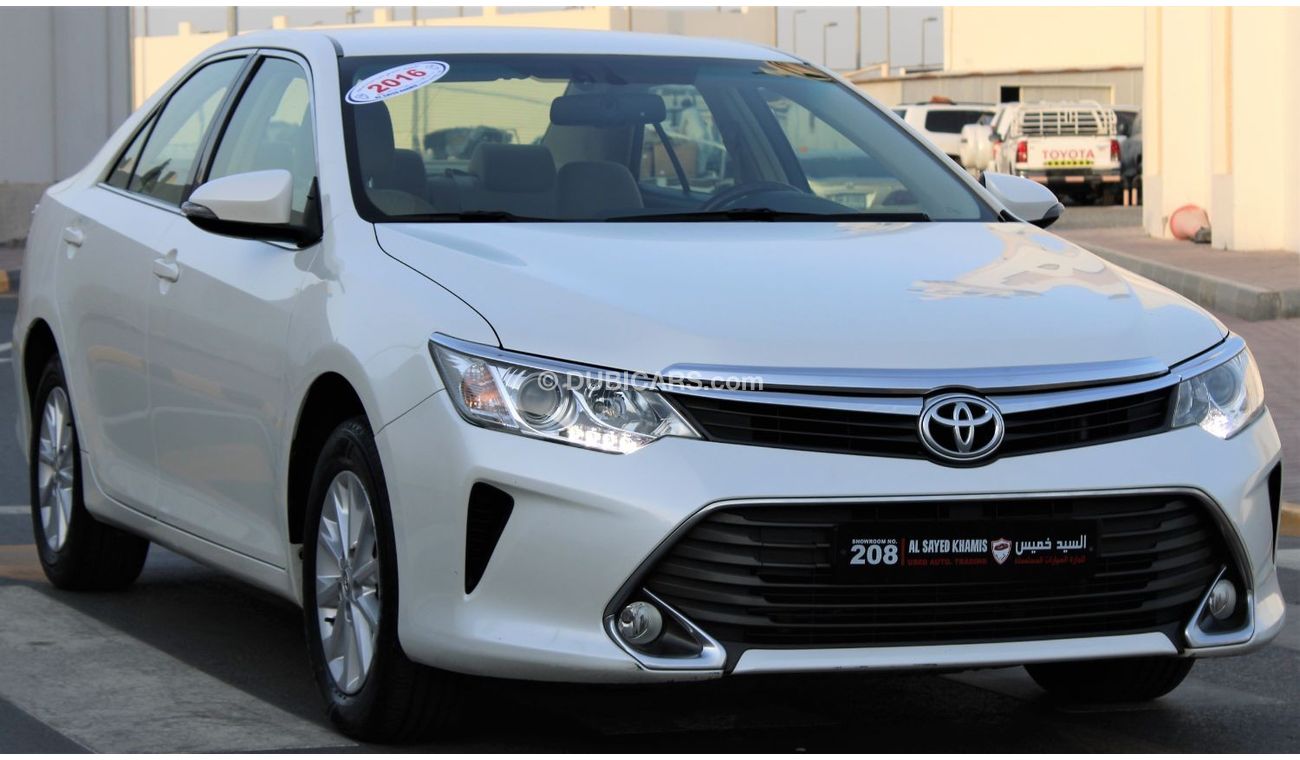 تويوتا كامري تويوتا كامري 2016 وارد تركي بدون حوادث بحالة ممتازة نظيفه جدا من الداخل والخارج