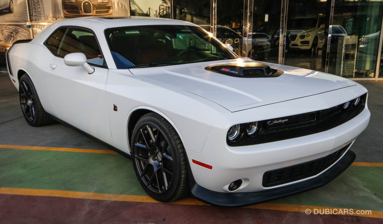 Dodge Challenger Scat Pack Shaker