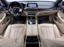 بي أم دبليو 750Li xDrive 4.4L (523 HP) 2016 BMW 750Li xDrive, Full Service History, Excellent Condition, GCC
