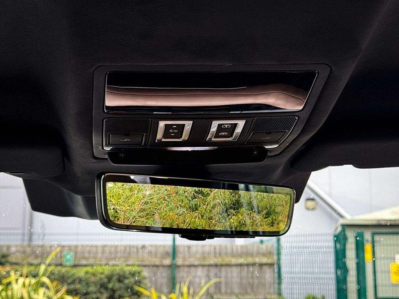 لاند روفر ديفندر 