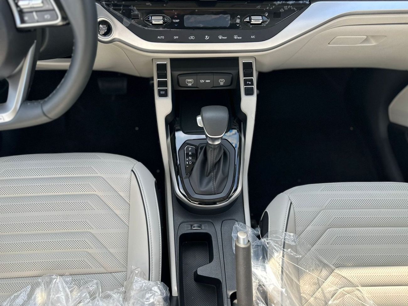 Kia Carens KIA CARENS 1.5L - 2025 MODEL - BLACK color