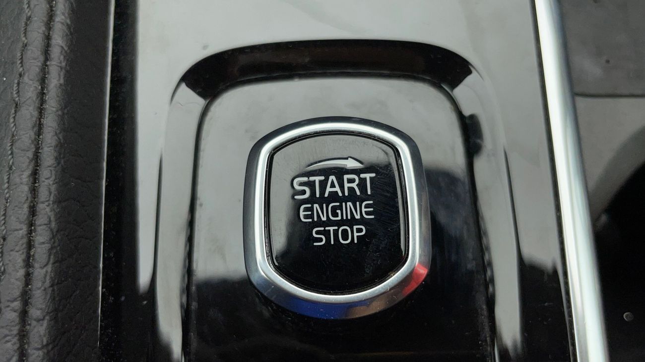 فولفو XC 90 B5 MOMENTUM 2 | بدون دفعة مقدمة | اختبار القيادة في المنزل