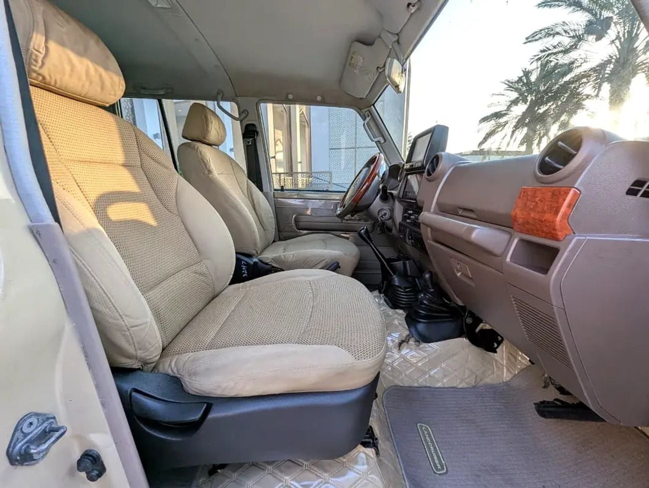 Toyota Land Cruiser 70 LC 79 LX - DIESEL - GCC Specs - Ready Adventure!
