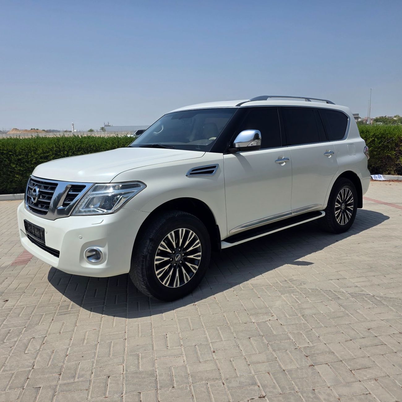 Nissan Patrol LE PLATINUM