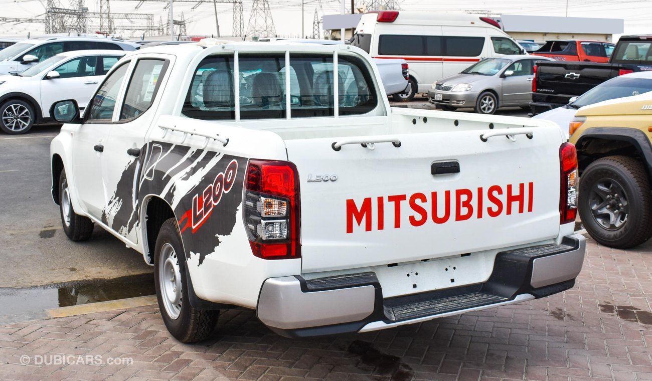 ميتسوبيشي L200 2.4L Petrol 2WD M/T