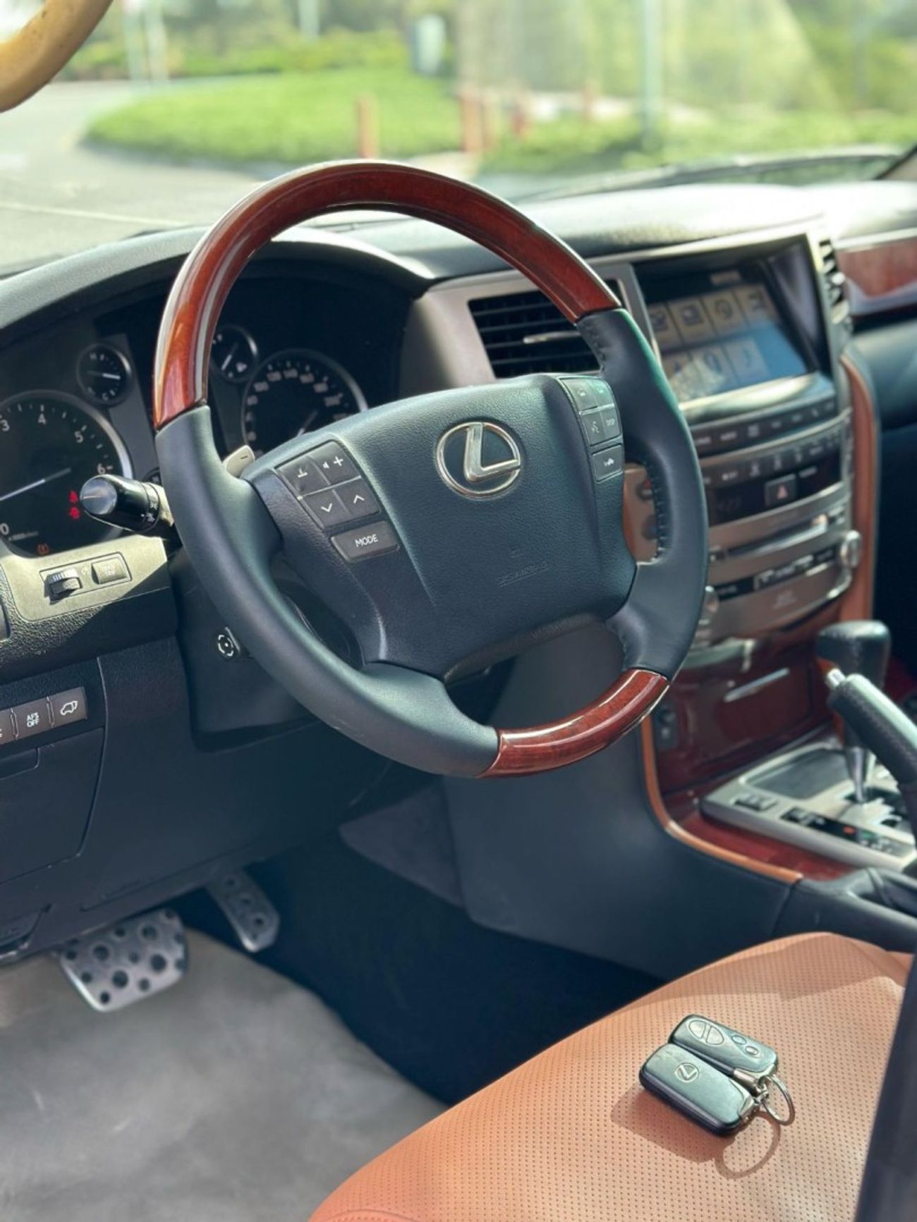 لكزس LX 570 Sport Platinum 5.7L