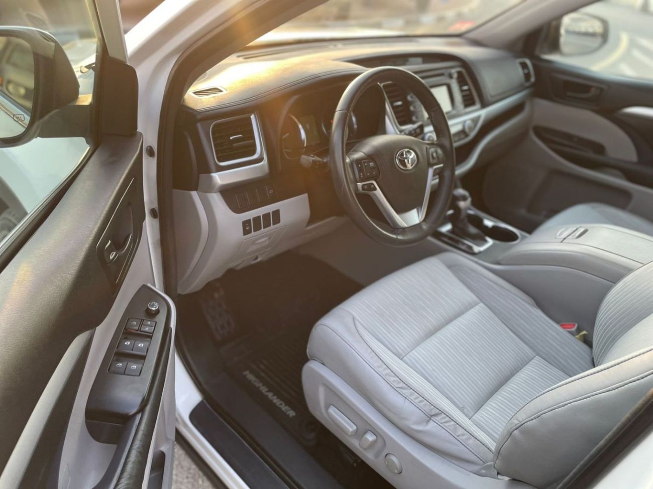 Used 2015 Toyota Highlander LE+ 4x4 AWD - Trunk Auto Rear CAM - 7 ...