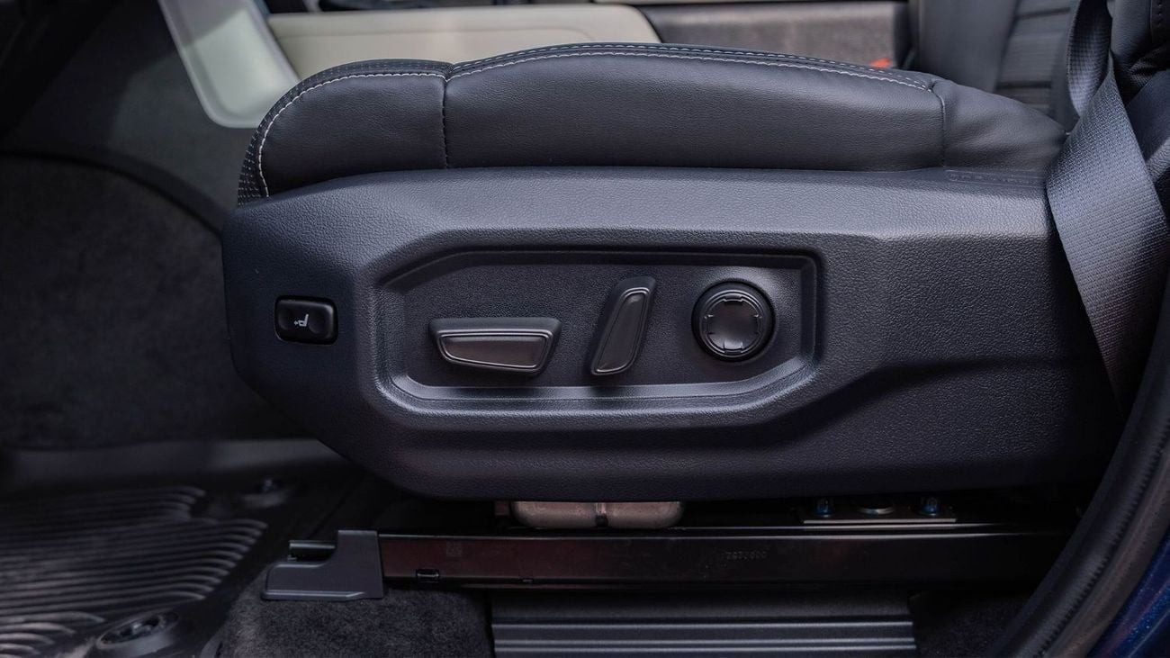 Toyota Sequoia 2025 Toyota Sequoia Capstone 3.5L AT Hybrid