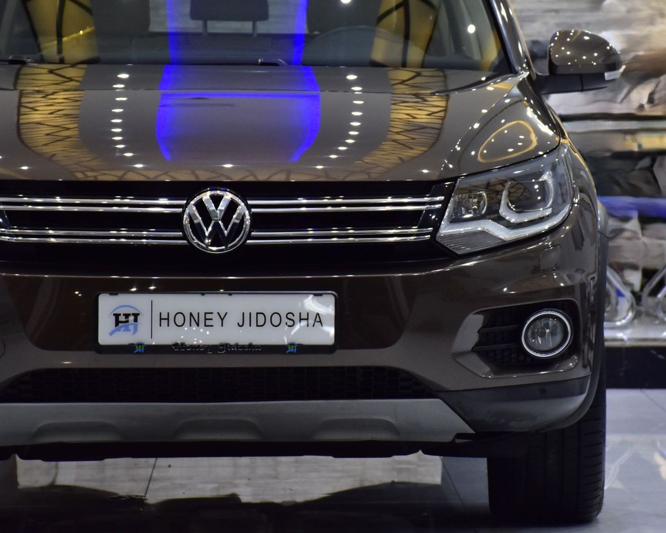 فولكس واجن تيجوان EXCELLENT DEAL for our Volkswagen Tiguan 2.0 TSi 4Motion ( 2014 Model ) in Brown Color GCC Specs