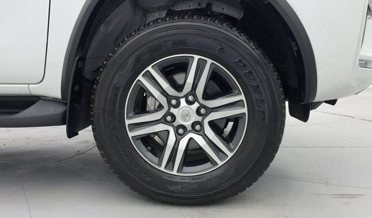 تويوتا فورتونر 2.4L Diesel AT 4X4 2025