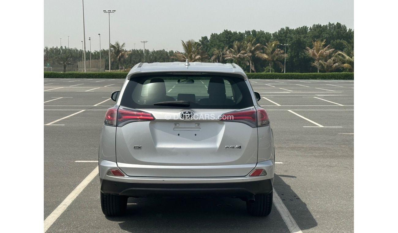 Toyota RAV4 EX MODEL 2016 GCC CAR PREFECT CONDITION INSIDE AND OUTSIDE LOW MILEAGE original paint