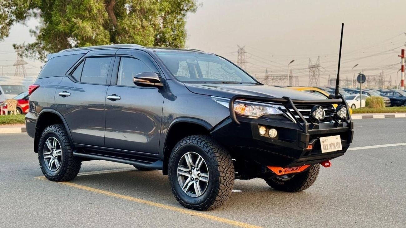 تويوتا فورتونر PREMIUM CONDITION | 2.8L DIESEL ENGINE | RHD |