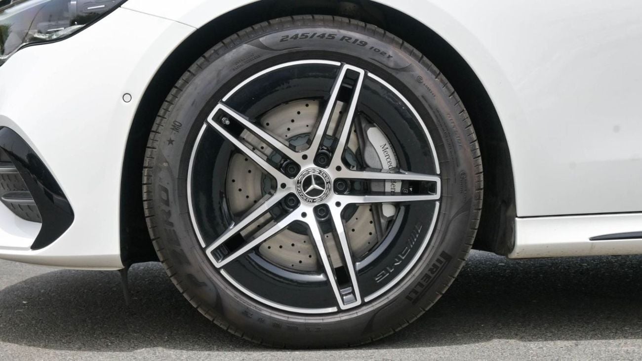 مرسيدس بنز E200 Mercedes Benz E200 AMG 2.0L | Night PAckage |  HUD | 2024 Brand New