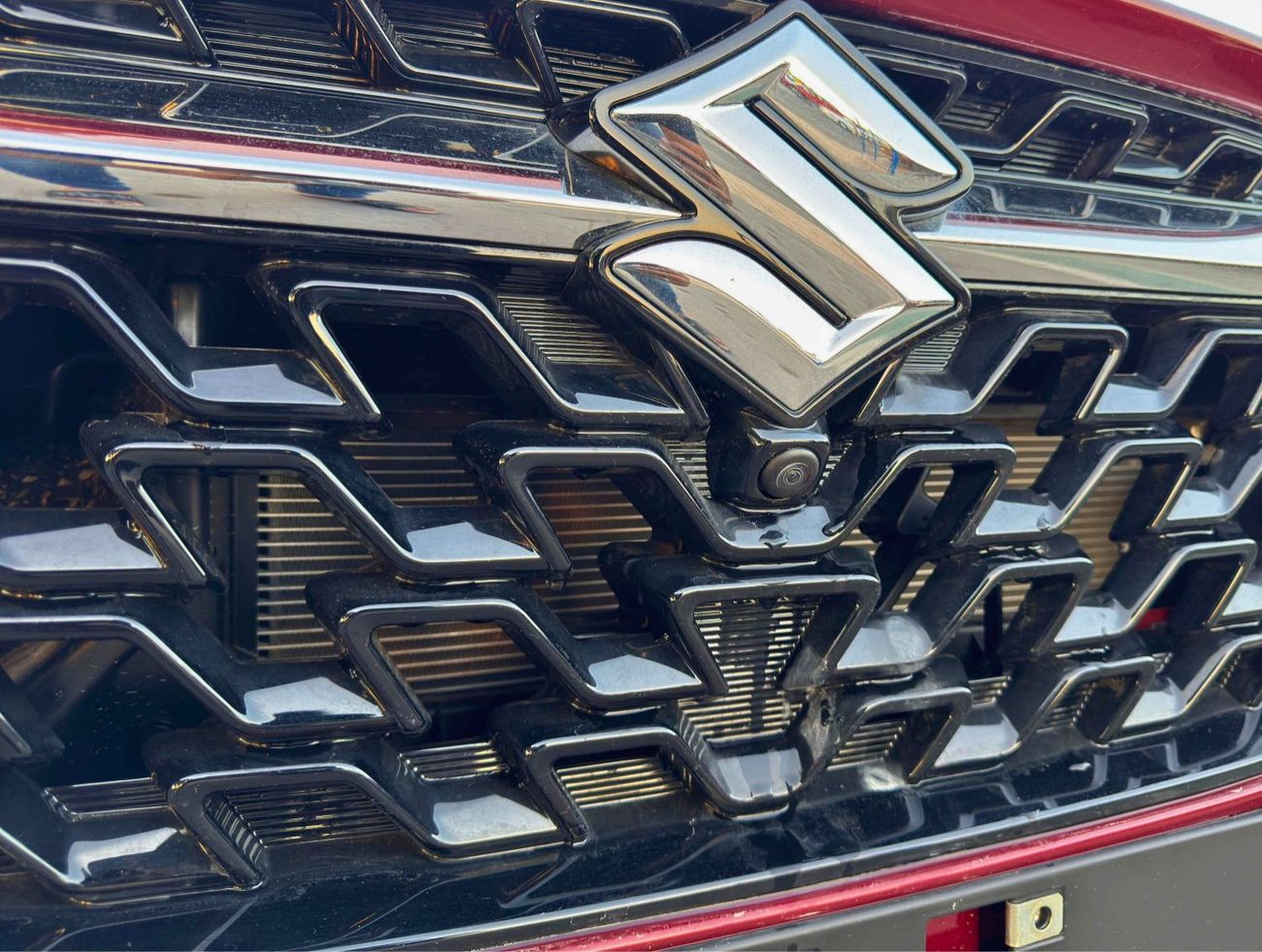 سوزوكي فرونكس GLX/DUAL TONE / 1.5L V4 HYBRID / DVD WITH 360* CAMERAS / AUTO A/C (CODE #  69011)