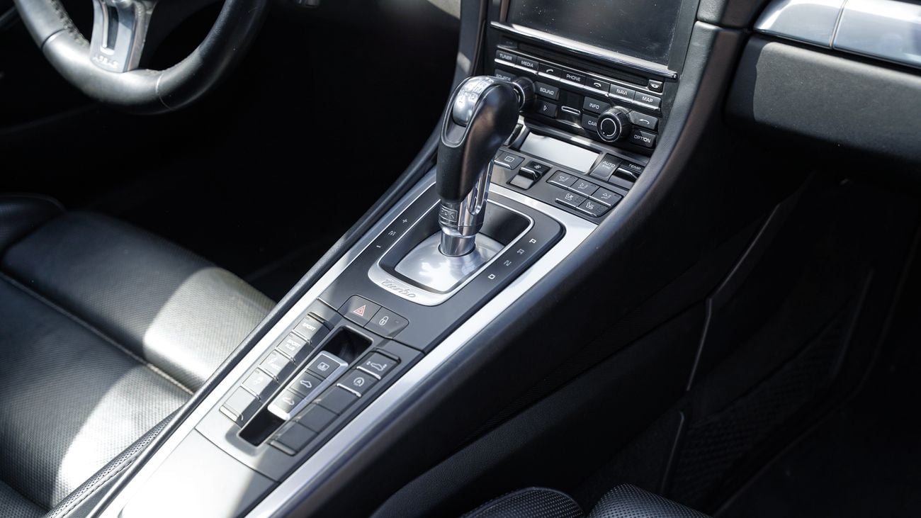 بورش 911 Turbo 3.8L (520 HP) Coupe