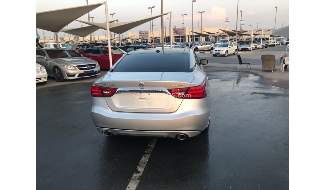 Nissan Maxima Nissan Maxima model 2017 car prefect condition full option low mileage panoramic roof leather seats
