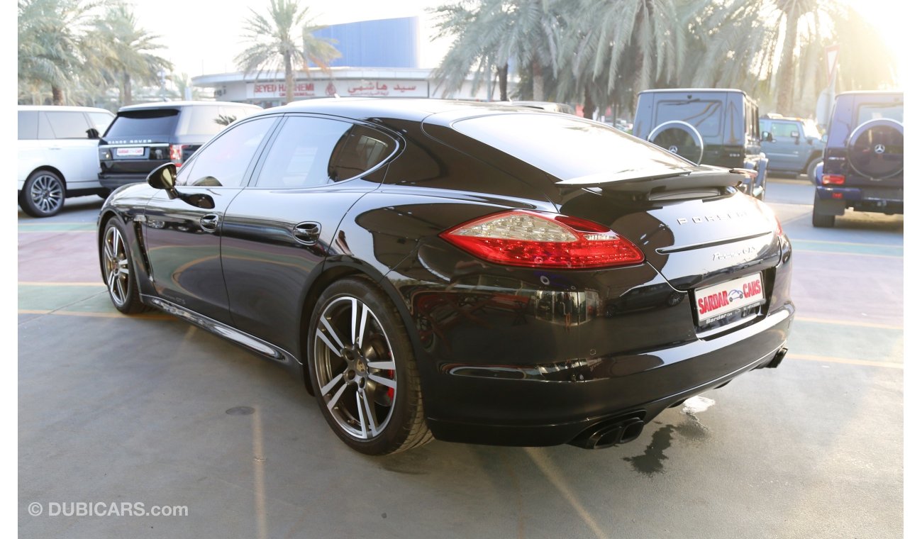 Porsche Panamera GTS