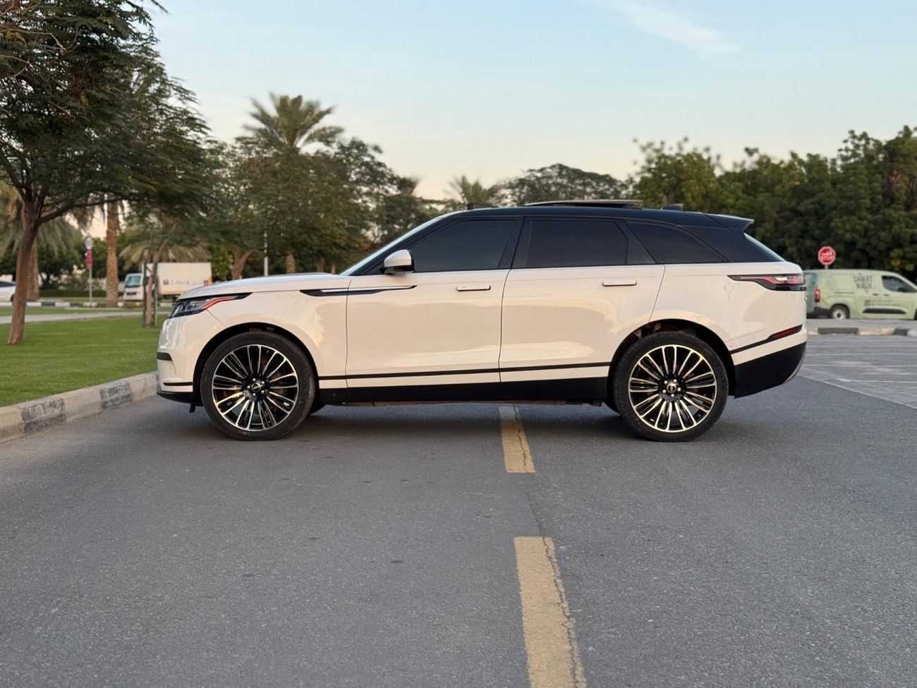 لاند روفر رينج روفر فيلار GL P250 S 2.0L Petrol