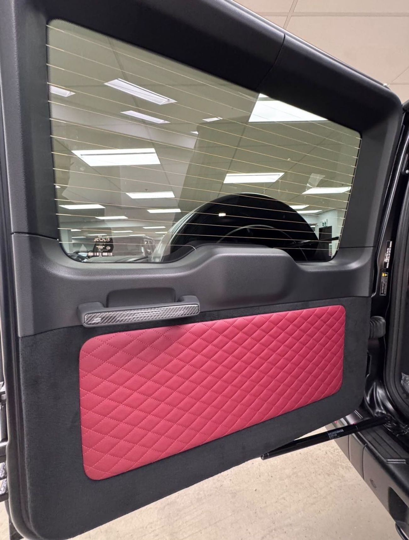 Mercedes Benz G550