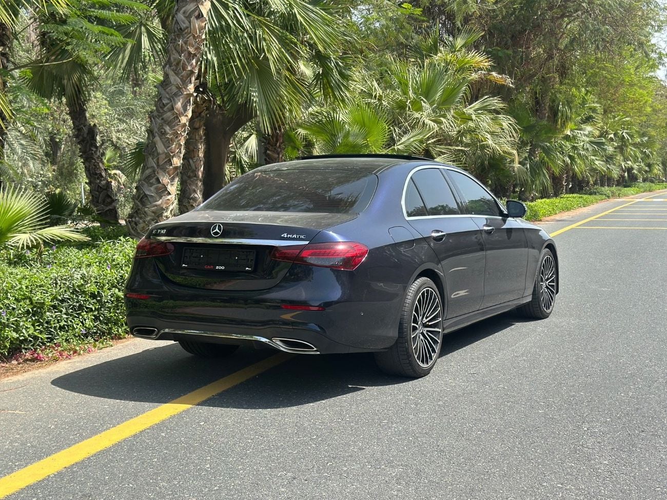 مرسيدس بنز E 350 2022 | E350 4MATIC | Full Option | American Specs | 63,000 km | Excellent Condition